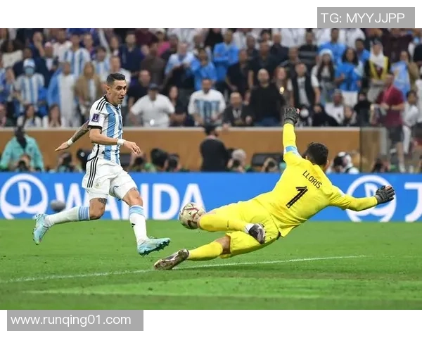 梅西足球游戏大揭秘:与球王一起体验真实赛场的激情与挑战 梅西足球游戏大揭秘:与球王一起体验真实赛场的激情与挑战