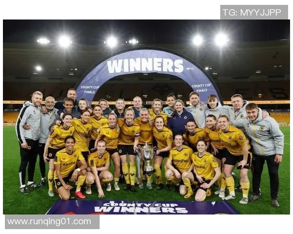 狼队足球明星阵容揭秘及其在英超联赛中的表现分析