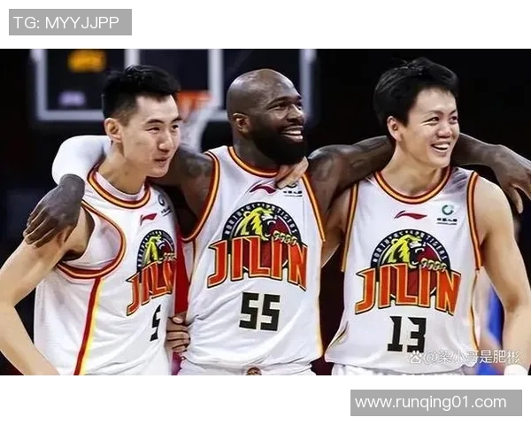 赛后分析:武汉篮球队与南京篮球队心理素质的较量与启示 赛后分析:武汉篮球队与南京篮球队心理素质的较量与启示